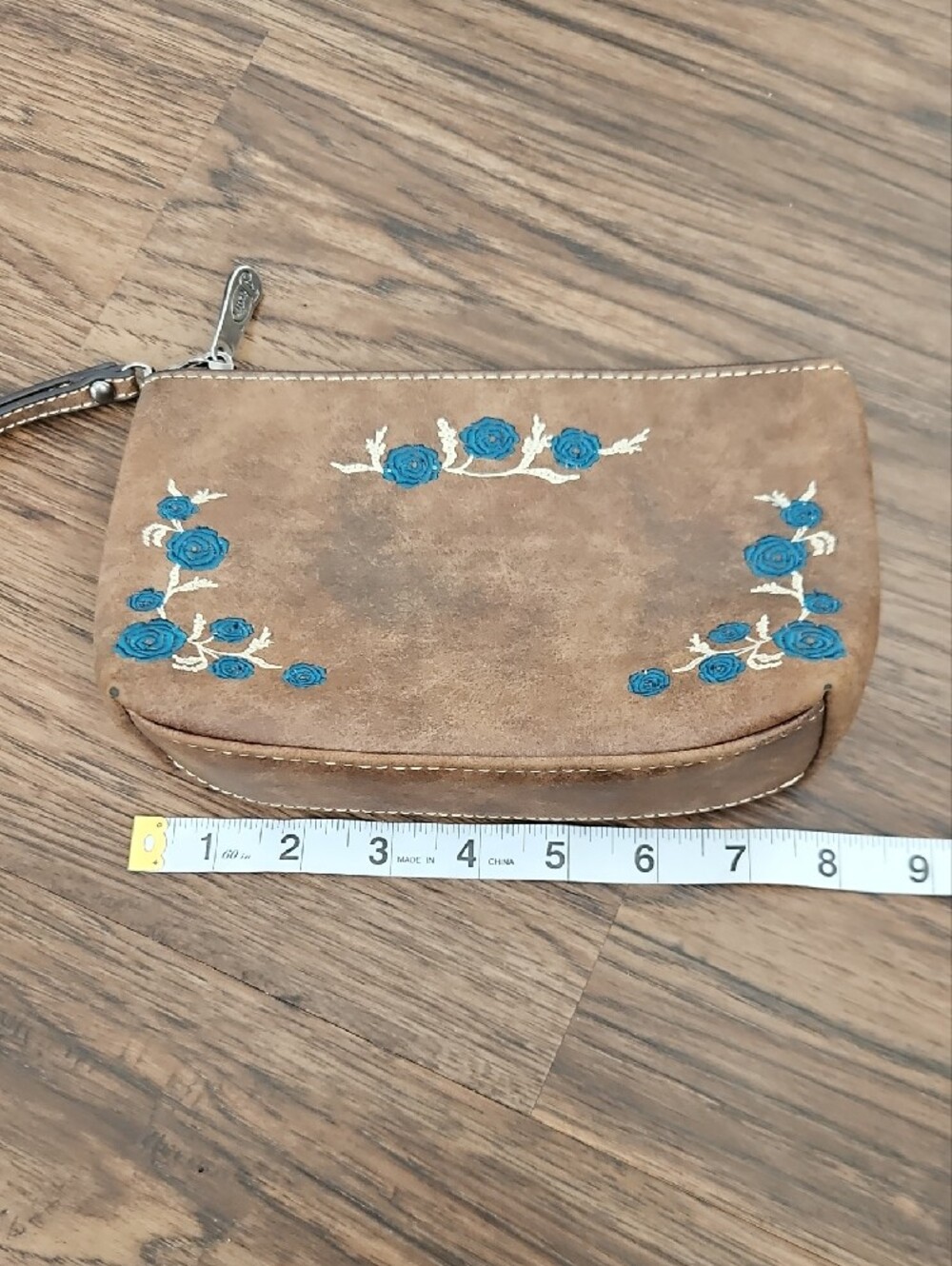 Justin Embroidered Wristlet Wallet Brown Floral - Picture 9 of 12